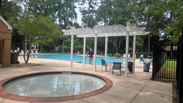 1914 Eastwood Lake Court, Kingwood, TX 77339