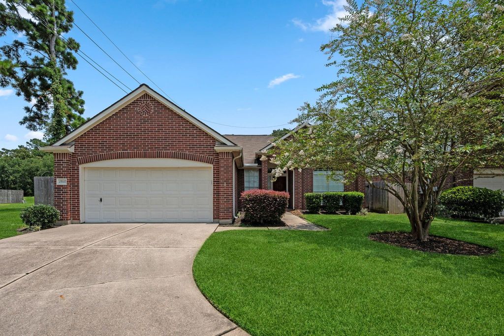 1914 Eastwood Lake Court, Kingwood, TX 77339