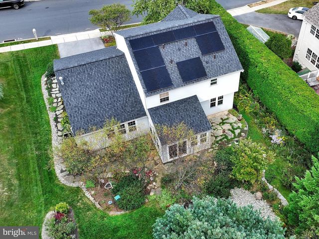 2602 ANDREW DR, Sinking Spring, PA 19608