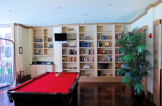 2400 Mccue Road 450, Houston, TX 77056