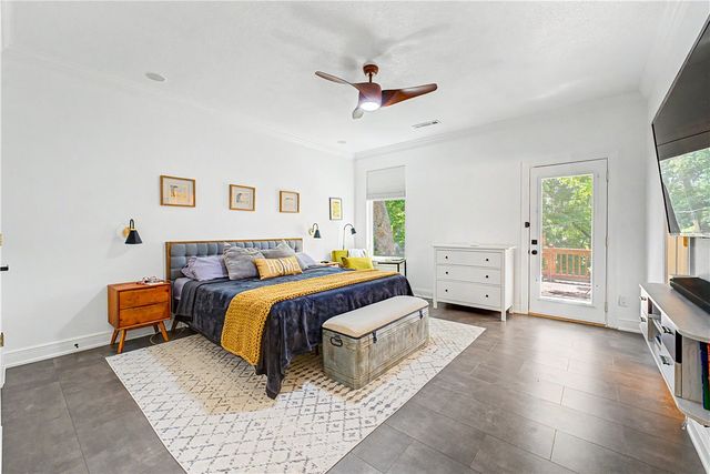 2819 N Prince William Drive, Fayetteville, AR 72703