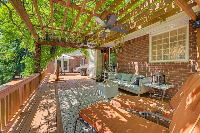 2819 N Prince William Drive, Fayetteville, AR 72703