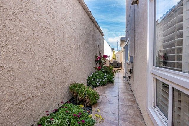 7055 Island Village Drive, Long Beach, CA 90803