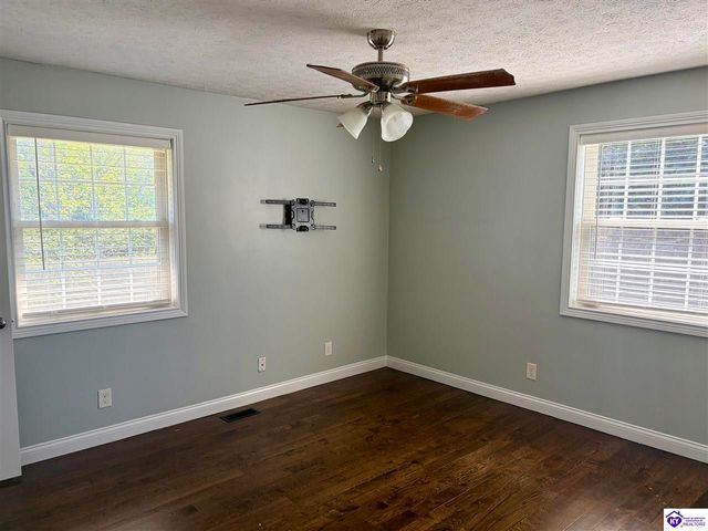 311 Linda Lane, Elizabethtown, KY 42701