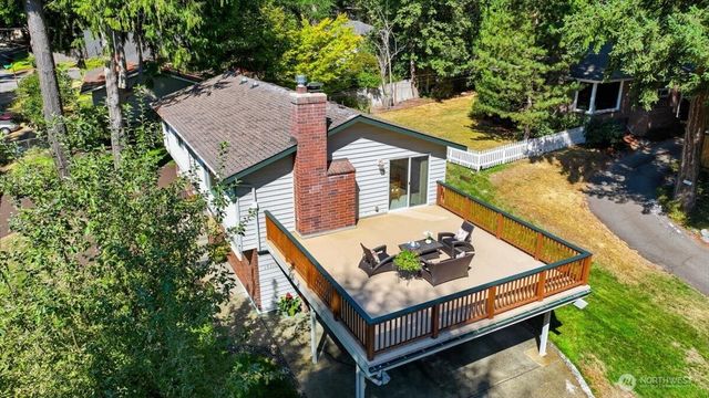 19310 37th Avenue NE, Lake Forest Park, WA 98155