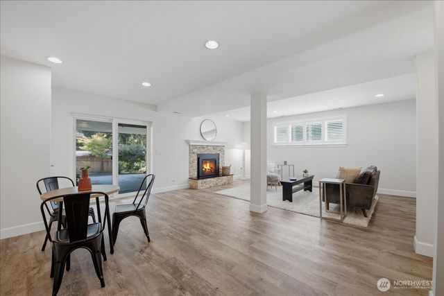 19310 37th Avenue NE, Lake Forest Park, WA 98155
