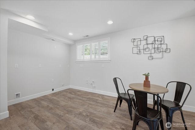 19310 37th Avenue NE, Lake Forest Park, WA 98155