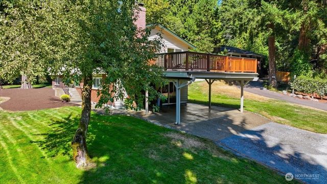 19310 37th Avenue NE, Lake Forest Park, WA 98155