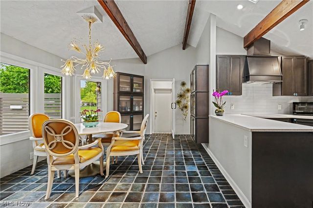 3300 Green Road, Beachwood, OH 44122