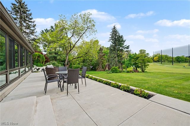 3300 Green Road, Beachwood, OH 44122