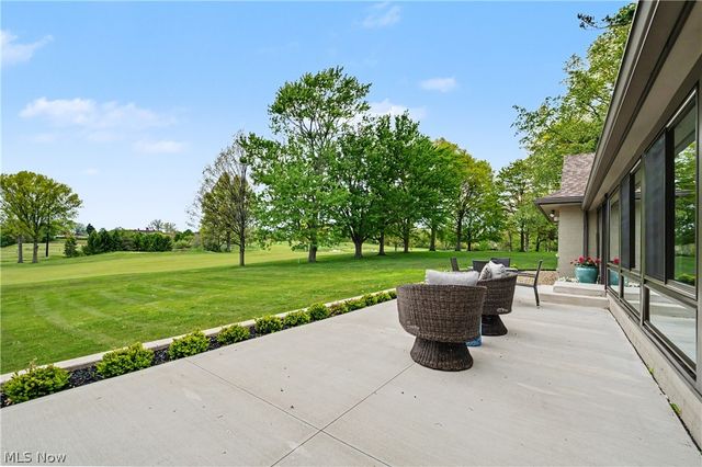 3300 Green Road, Beachwood, OH 44122