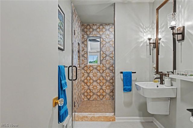 3300 Green Road, Beachwood, OH 44122
