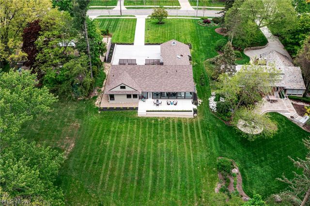 3300 Green Road, Beachwood, OH 44122