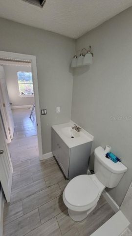 4715 W WALLCRAFT AVENUE, Tampa, FL 33611