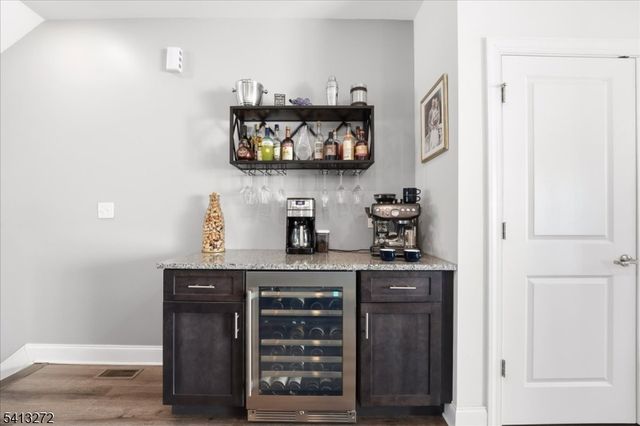 905 Abbe Rd, Little Falls Twp., NJ 07424