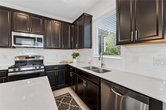 6230 CAMINO DRIVE, Apollo Beach, FL 33572