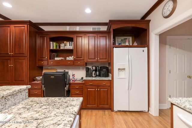 11610 Wetherby Ave, Louisville, KY 40243