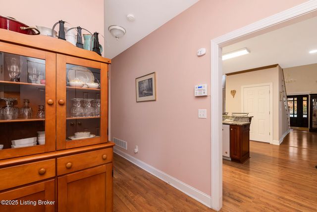 11610 Wetherby Ave, Louisville, KY 40243