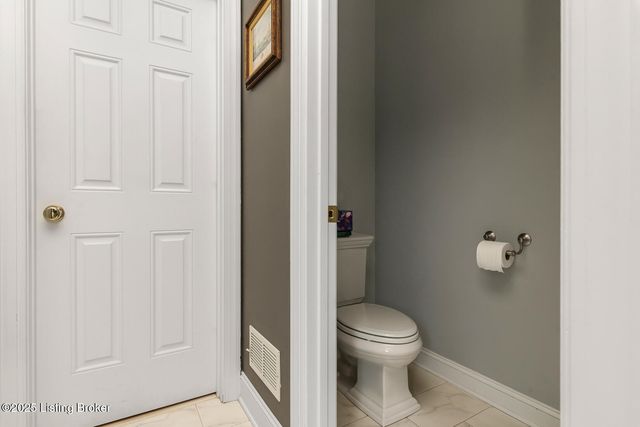 11610 Wetherby Ave, Louisville, KY 40243