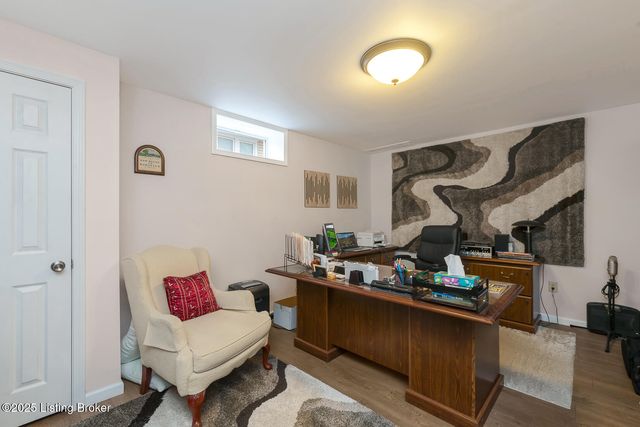 11610 Wetherby Ave, Louisville, KY 40243