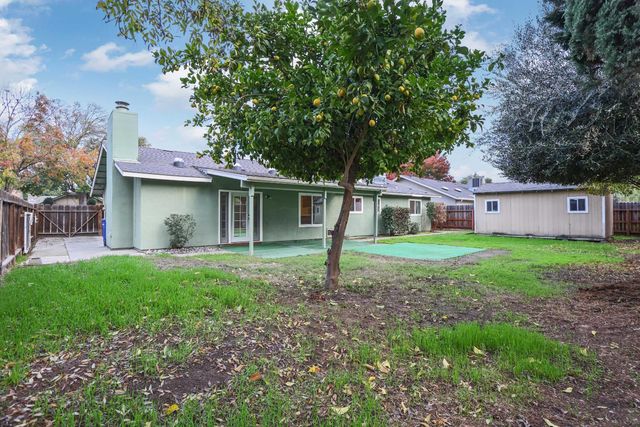 1417 Fransen Ln, Modesto, CA 95355