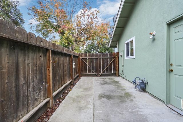 1417 Fransen Ln, Modesto, CA 95355