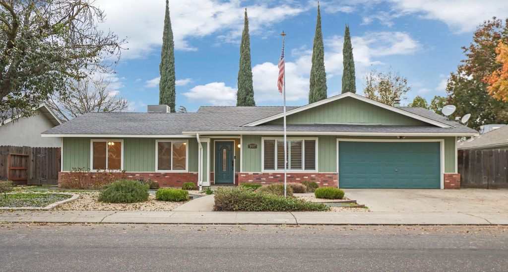 1417 Fransen Ln, Modesto, CA 95355