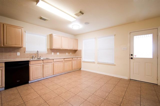 15602 Waumsley Way, Sugar Land, TX 77498