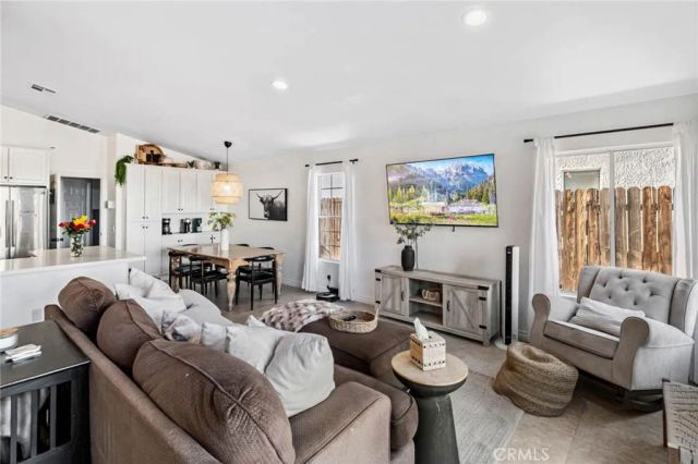 9327 Agave Drive, Hesperia, CA 92344