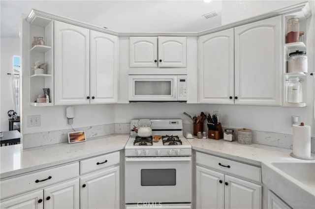 9327 Agave Drive, Hesperia, CA 92344