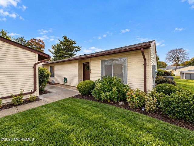 120C Ironwood Plaza, Monroe, NJ 08831