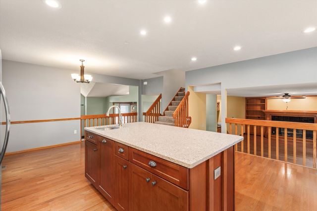 8209 Sharon Drive, Urbandale, IA 50322
