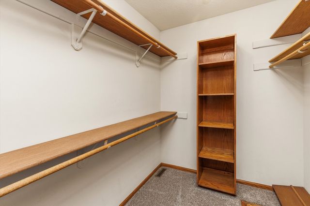 8209 Sharon Drive, Urbandale, IA 50322