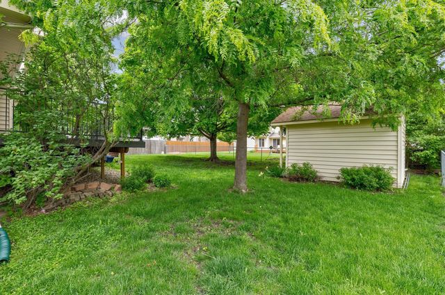 8209 Sharon Drive, Urbandale, IA 50322