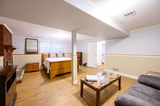 330 Pleasant St, Pembroke, MA 02359