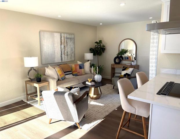 4837 Valpey Park Ave, Fremont, CA 94538