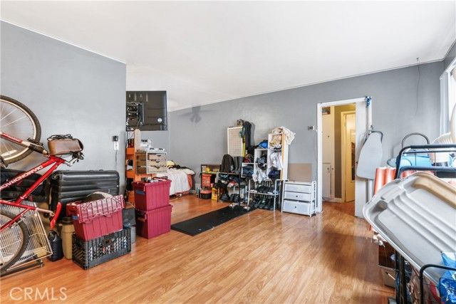 1921 Chariton Street, Los Angeles, CA 90034