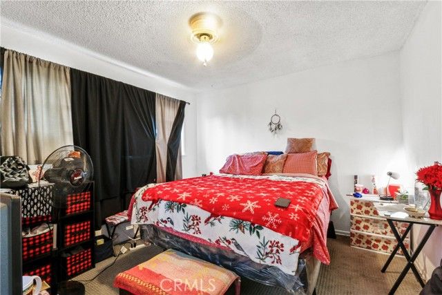 1921 Chariton Street, Los Angeles, CA 90034