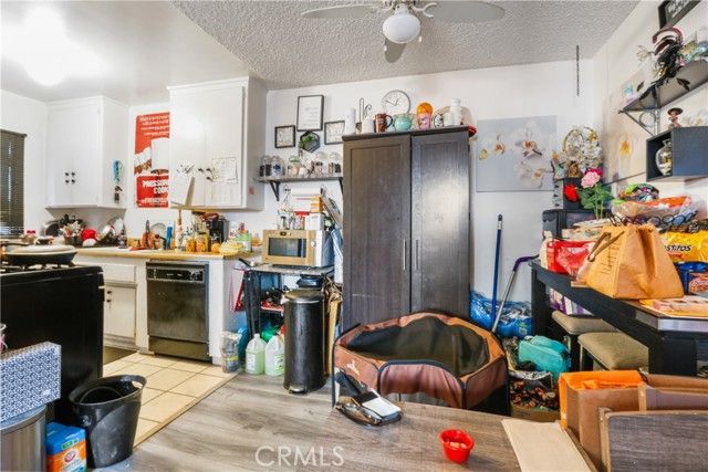 1921 Chariton Street, Los Angeles, CA 90034