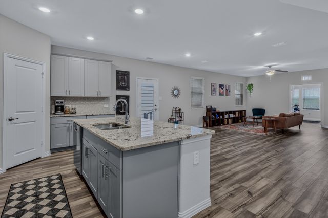 2617 Kings Canyon Mews, Corinth, TX 76210