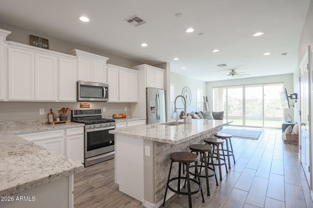 19655 W WOODLANDS Avenue, Buckeye, AZ 85326