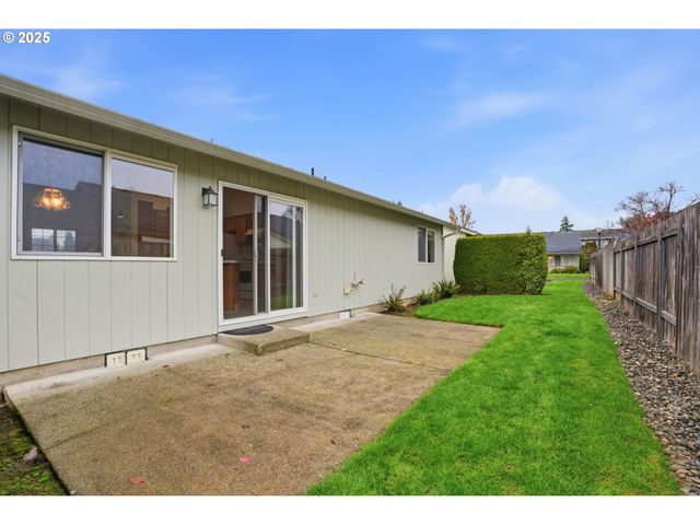 513 Se CLARK Ave, Battle Ground, WA 98604