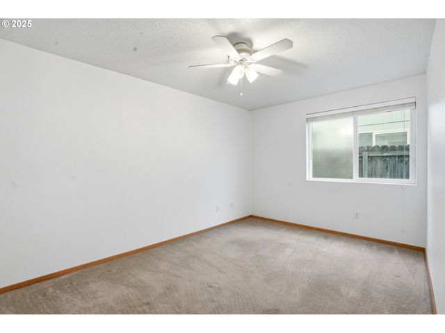 513 Se CLARK Ave, Battle Ground, WA 98604