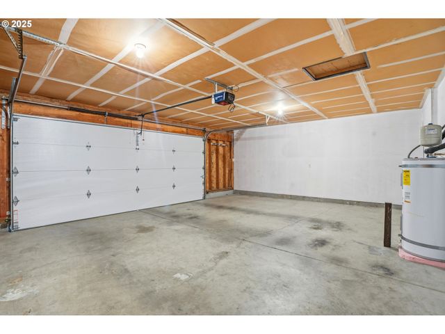 513 Se CLARK Ave, Battle Ground, WA 98604