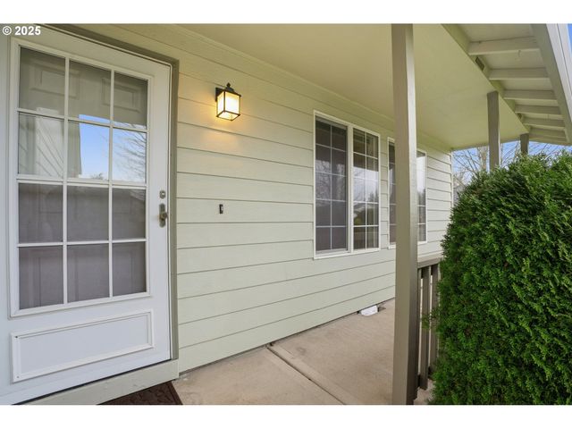 513 Se CLARK Ave, Battle Ground, WA 98604