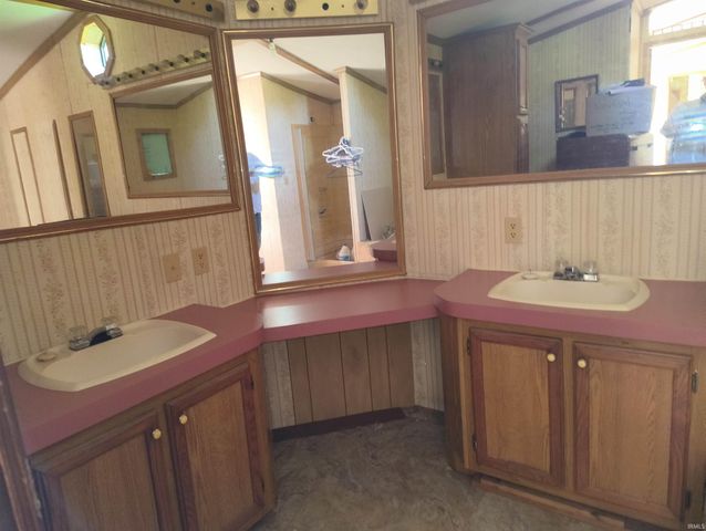 3149 Horse Farm Drive, Spencer, IN 47460