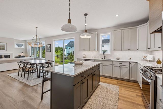 6188 Harkness Lane S, Cottage Grove, MN 55016