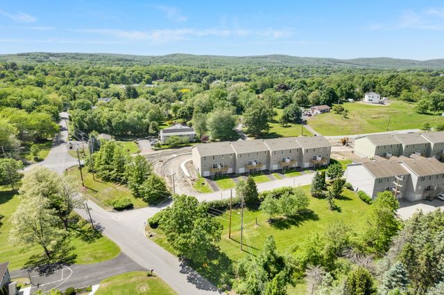 75 Hudson Circle 44, Marlboro, NY 12542