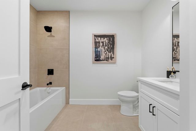 28 Swan Ave. 1, Boston, MA 02128