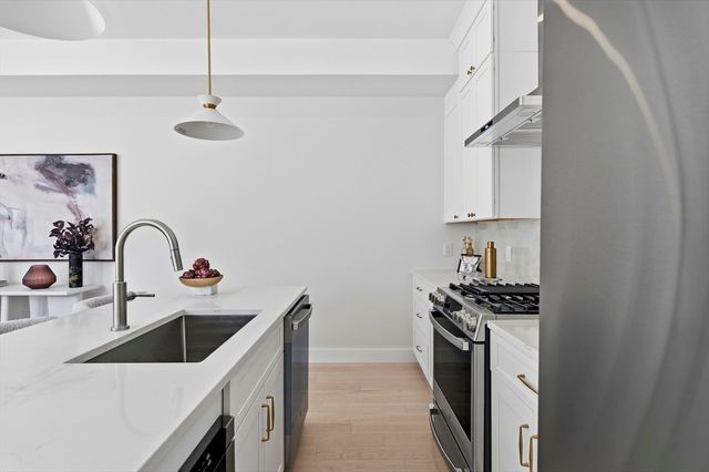 28 Swan Ave. 1, Boston, MA 02128